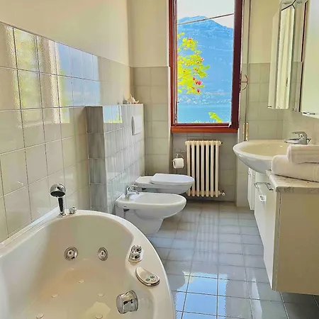 Charming House On The Semesterbostad Lezzeno
